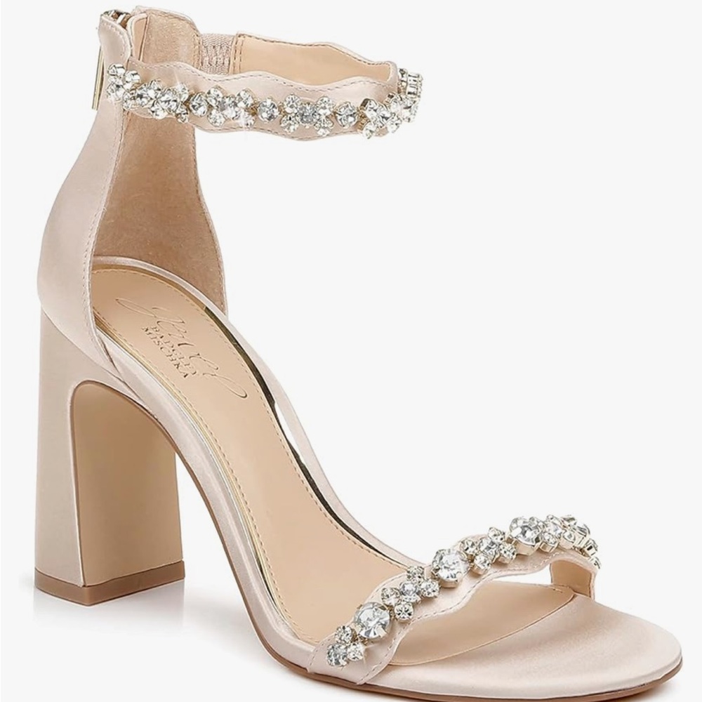 NWOT Jewel Badgley Mischka Blush Satin Crystal Ankle-Strap Heels